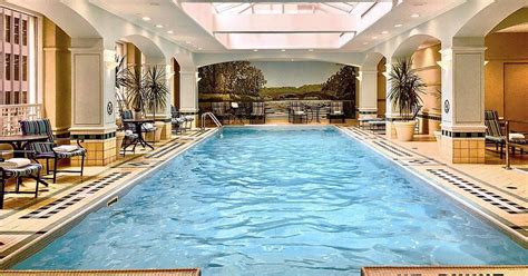 The top 15 hotel swimming pools in Toronto