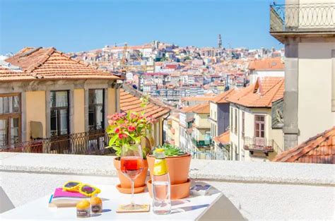 Discover The Top 10 Best 'Airbnb Porto Portugal' For Stays Luxurious - TravelDota