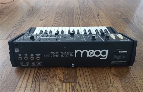 Moog Rogue photo gallery - Syntaur