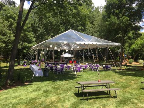 The Perfect Backyard Family Reunion Starts With a Party Tent ...