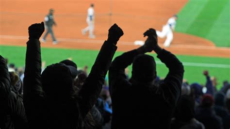 How to buy Mariners postseason tickets: Sellout expected Friday | king5.com