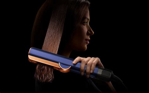 Dyson Airstrait, a New Wet-To-dry Hair Straightener, Debuts | IdolsAndInfluencers.com