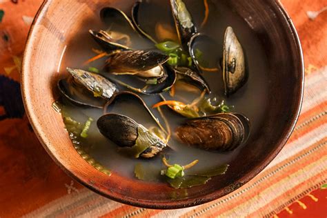 Kombu and Mussel Soup - Recipe | Spice Trekkers