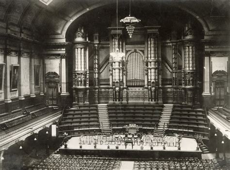 Image of the interior of Melbourne Town Hall, including the grand organ ...