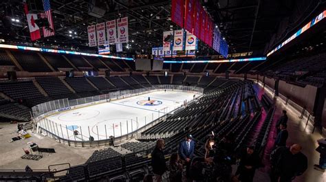 NYCB Live's Nassau Coliseum prepares for Islanders' regular-season ...