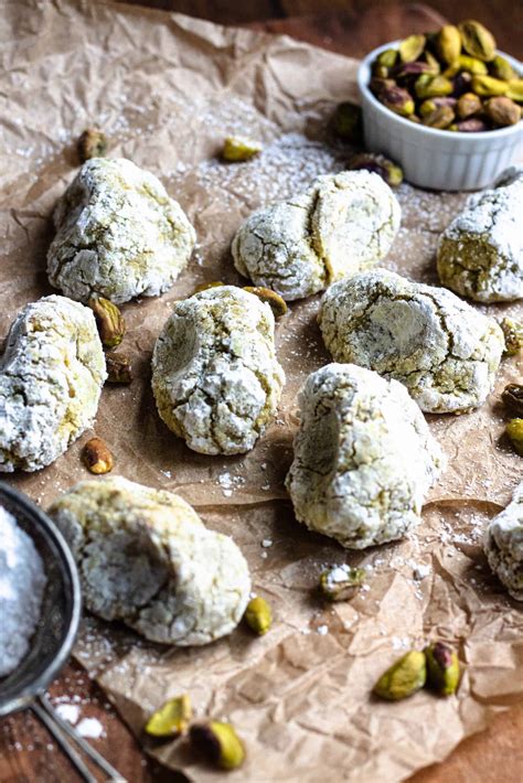 Italian Pistachio Cookie Recipe - The Foreign Fork