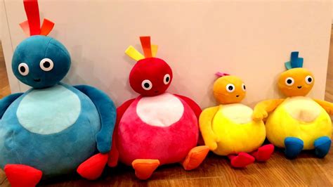 Twirlywoos Twirly woos CBeebies Great Big Hoo Toodledoo Chickedy Chick Peekaboo - YouTube