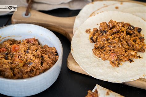 Machaca con huevo, receta mexicana con carne típica del desayuno para tacos