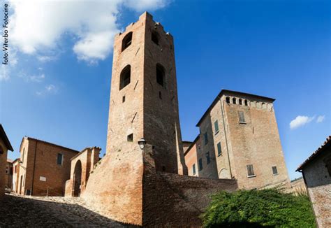 Malatesta Castle and Balestra Collection - What to see in Longiano, Forli Cesena