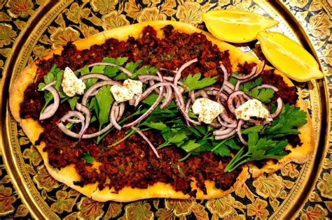 lahmacun - turkish street food • The Cutlery Chronicles