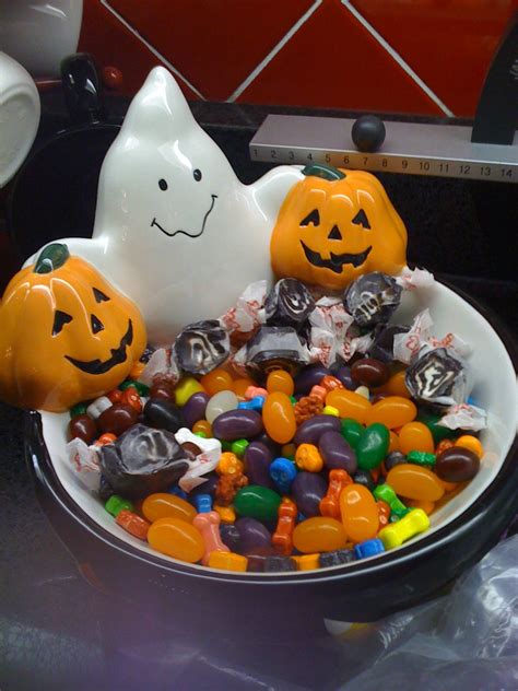 Halloween candy bowl | Halloween candy bowl, Halloween candy, Halloween decorations