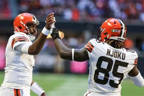 Cleveland Browns produce furious finish to down Chicago Bears; Kansas ...