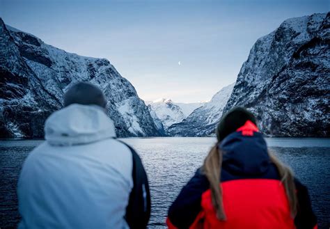 Fjord cruise on the winter–clad Nærøyfjord | Fjord Line