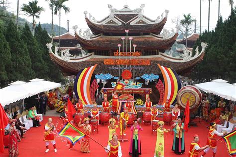 Top 10 Traditional Festivals in Vietnam with Dates & Place (List Updated)