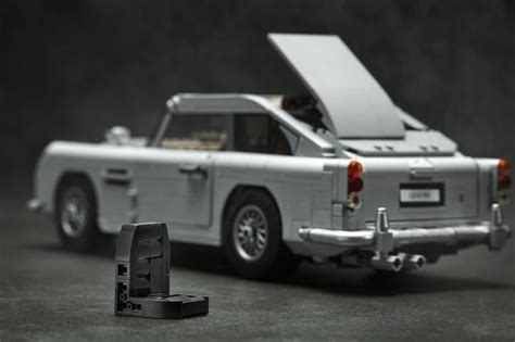 Lego Releases James Bond Aston Martin DB5 Kit, Comes With All Your ...