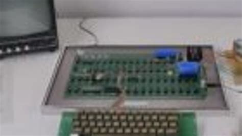 Apple 1 computer reaches the auction house | ZDNET