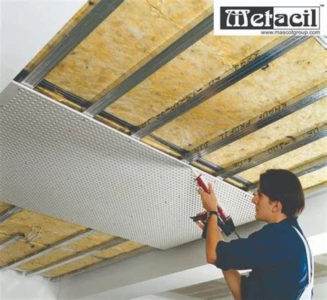 Ceiling Tiles - Laminated Gypsum Ceiling Tiles Manufacturer from New Delhi