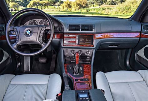 BMW E34 - Infos, Preise, Alternativen - AutoScout24