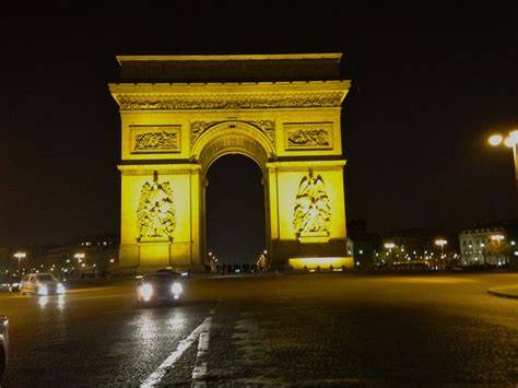 Via Fontanelle: The Arc de Triomphe at Night