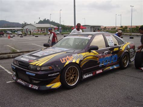 Long's Photo Gallery: Nissan Cefiro A31 Drift Car