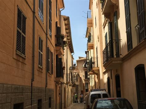 What to See in Palma de Mallorca Old Town - Routes and Trips