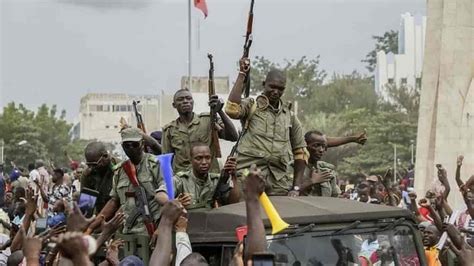 Mali Soldiers Promise Civilian Transition After President’s Ouster | African Examiner