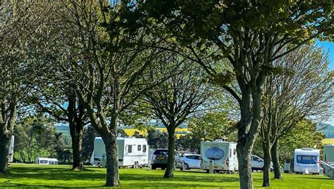 Seasonal Touring Caravan Pitches in Scarborough - Crows Nest Holidays