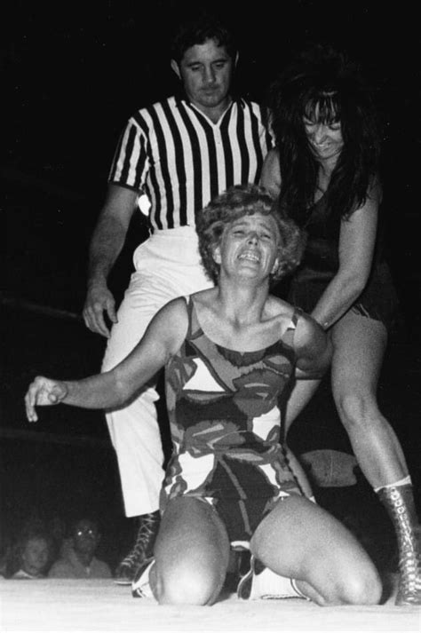 Toni Rose and Fran Gravette | Women's wrestling, Gravette, Bout