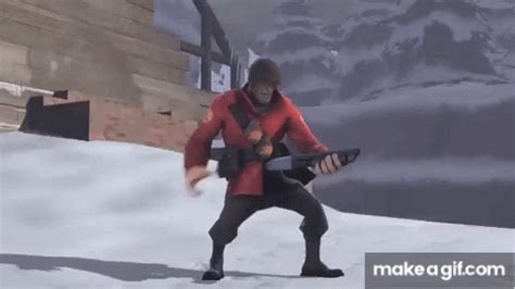 tf2 soldier caught pumping his shotgun on Make a GIF