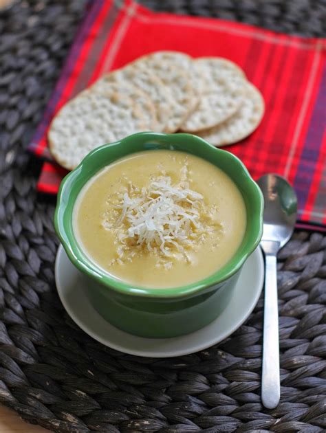 Roasted Golden Acorn Squash and Coconut Soup Recipe | Fake Food Free