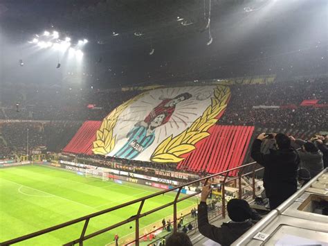 AC Milan & Inter Milan's fans unveil spectacular crowd choreography ahead of derby! | theScore ...