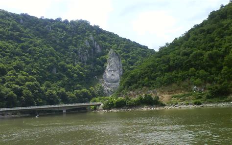 Scented Leaf: Memories from my native country - Danube Gorge