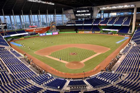 Explaining the Marlins Park attendance problem - Fish Stripes