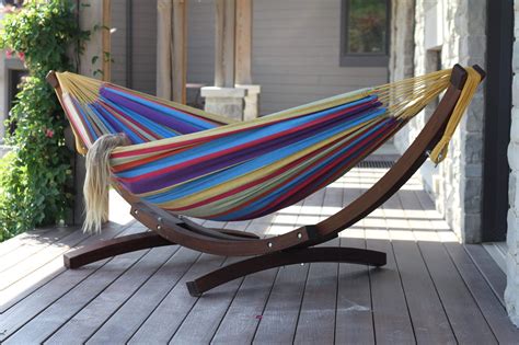 Buy Vivere Double Cotton Hammock with Pine Stand at the Best UK Price - WeDo Hammocks