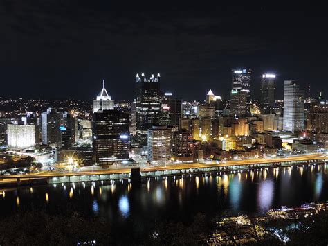 Pittsburgh Skyline At Night From Mount Washington Photograph by ...