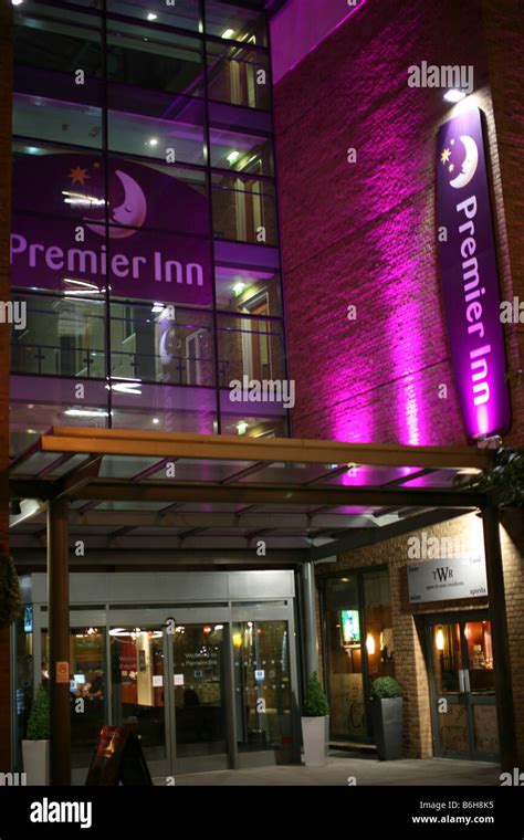 35+ Wahrheiten in Premier Inn London Kings Cross? A safe, an atm/cash ...