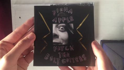 Fiona Apple - Fetch The Bolt Cutters (CD Unboxing) - YouTube