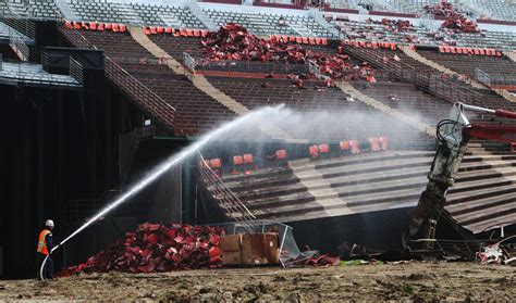 Photos: One Last Look As Candlestick Park Demolition Begins | KQED