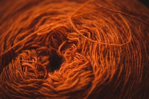 Soft Messy Orange Yarn - Creative Commons Bilder