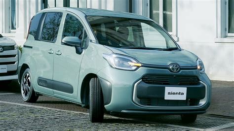 Cat A-Friendly 2023 Toyota Sienta Hybrid Launches in Singapore | Articles | Motorist Singapore