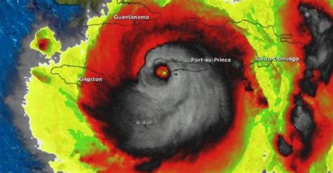 Hurricane Matthew Looks Like a Sinister Skull In Eerie Satellite Image ...