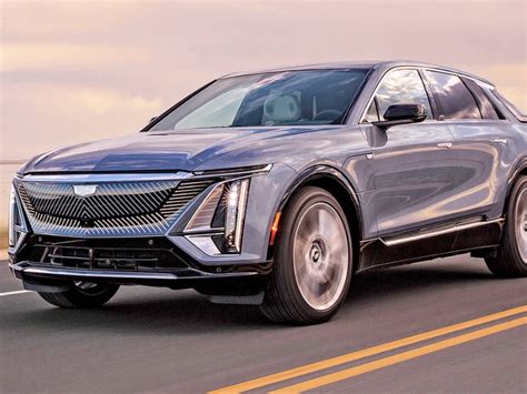 2025 Cadillac XT6 Black Exterior: A Sneak Peek Into The Ultimate Luxury SUV | 2025 Cadillac ...