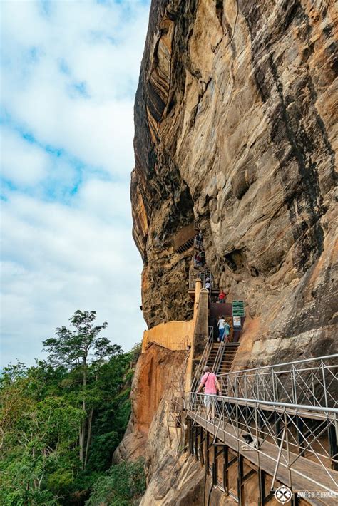 Climbing Sigiriya - Tips for visiting Sri Lanka's famous Lion Rock [2019]