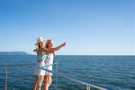 Which Great Barrier Reef Tour Is Best? - Cairns-Tours