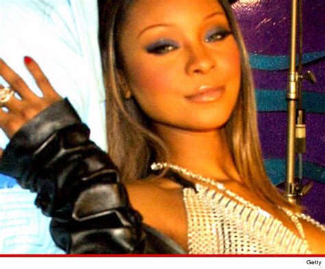 THE LADY DETECTIVE ....by Liz Haynes..: NATINA REED DEAD R&B Singer ...