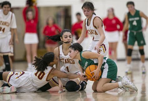 Costa Mesa girls' basketball rallies for road win at rival Estancia - Los Angeles Times