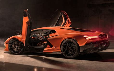 Lamborghini Revuelto unveiled – Everything you need to know