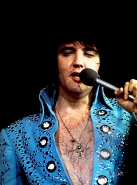 ELVIS LIVE IN 1972 | Elvis presley music, Elvis in concert, Elvis jumpsuits