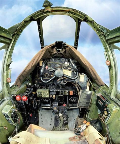 Lockheed P-38 J-10 “Lightning” cockpit. : r/WWIIplanes