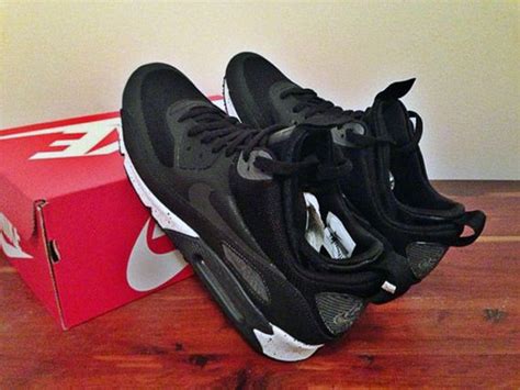 Nike Air Max 90 Mid - Charcoal | Sole Collector